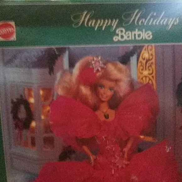 1990 Holiday Barbie & Ornament - Picture 4 of 6